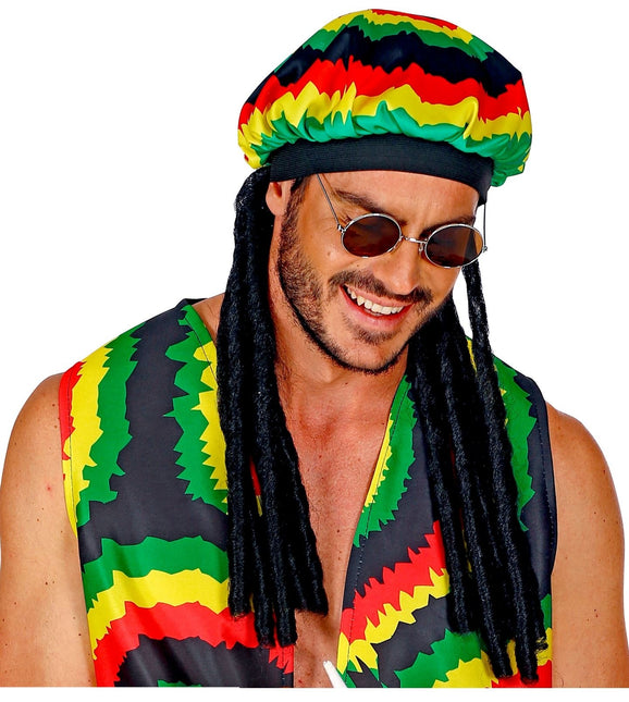 Rastahut mit Dreadlocks gefärbt