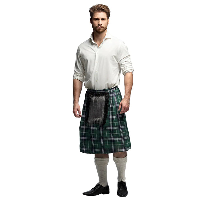 Grüner Kilt Männer mit Tasche